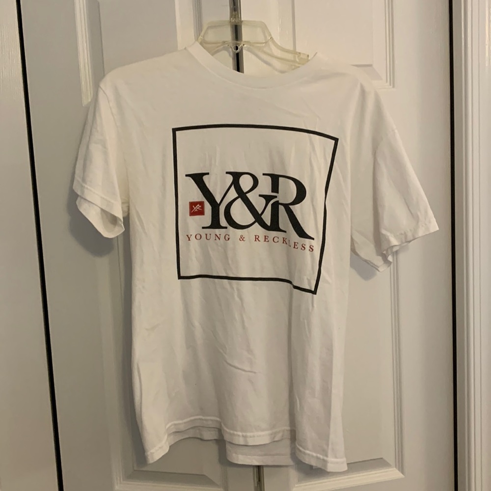 Mens Medium Young & Reckless Tee Shirt